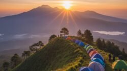 Rekomendasi Tempat Camping di Jawa Barat yang Memiliki Pemandangan Sunrise Paling Menakjubkan di Pagi Hari